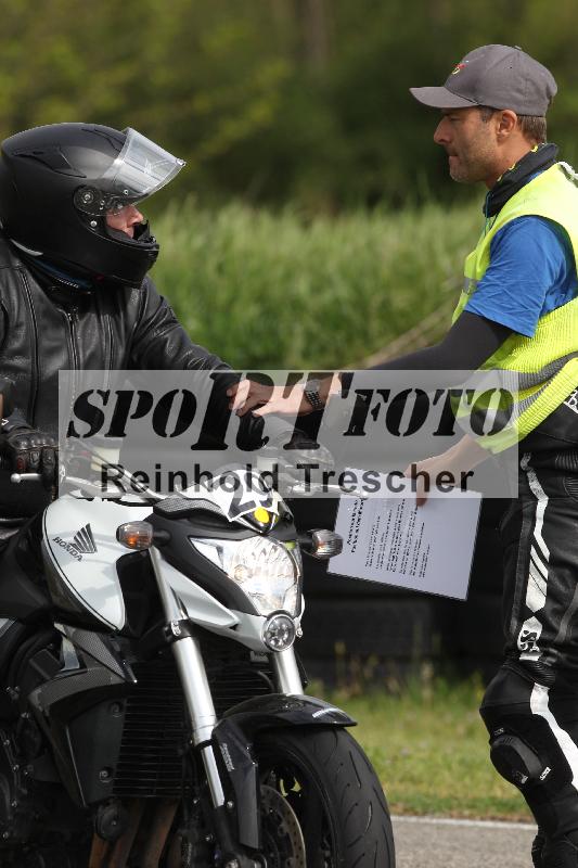 /Archiv-2025/10 23.04.2025 Cornu Master School ADR/rot-rouge/29